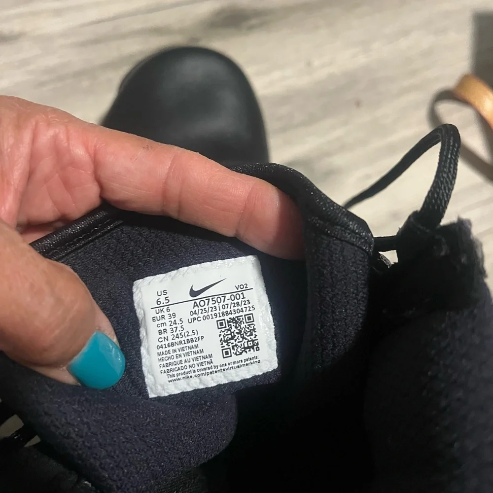 Nike tactical boots 
SFS - Picture 12 of 15